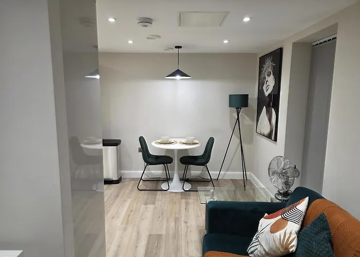 Cosy Centre Apartment *